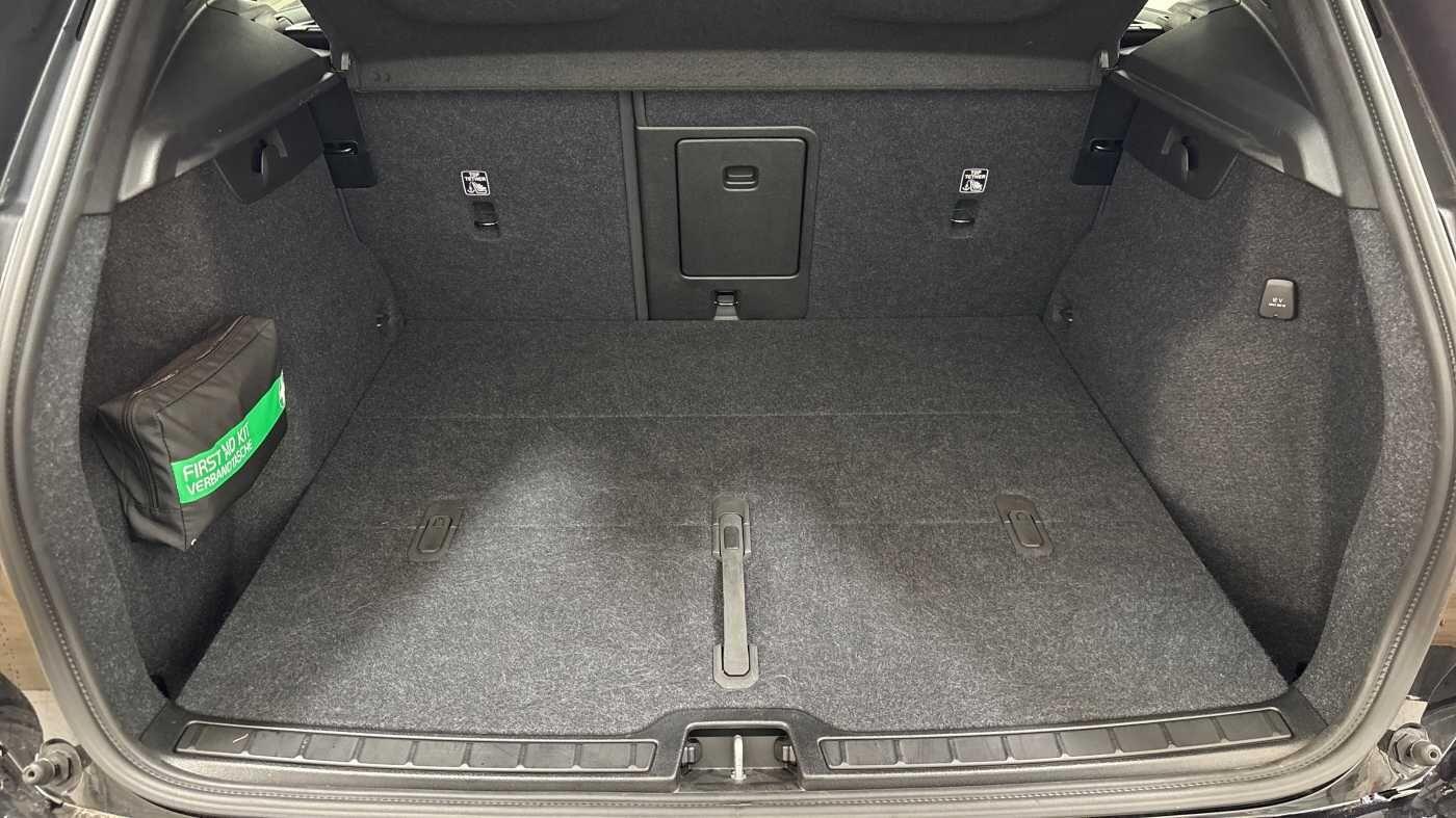 Used Volvo XC40 2024 for sale - 76825024: Photo 15