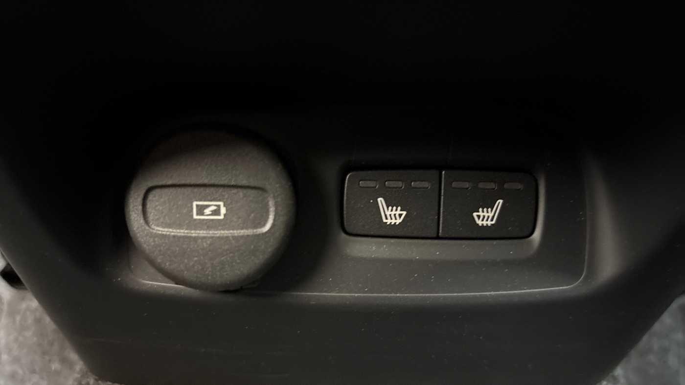 Used Volvo XC40 2024 for sale - 76825024: Photo 18