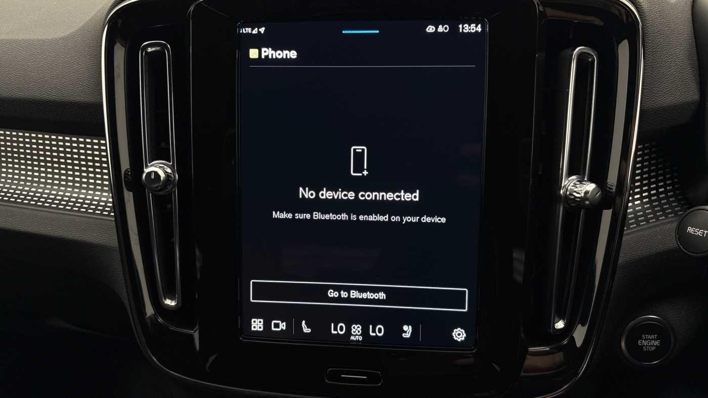 Used Volvo XC40 2024 for sale - 76825024: Photo 39