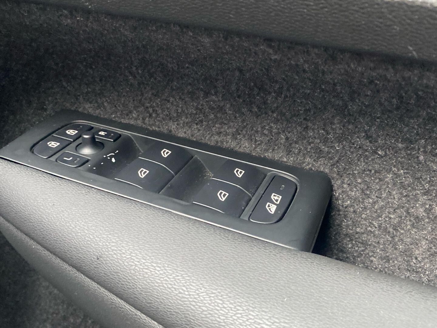 Used Volvo XC40 2026 for sale - 78205234: Photo 18