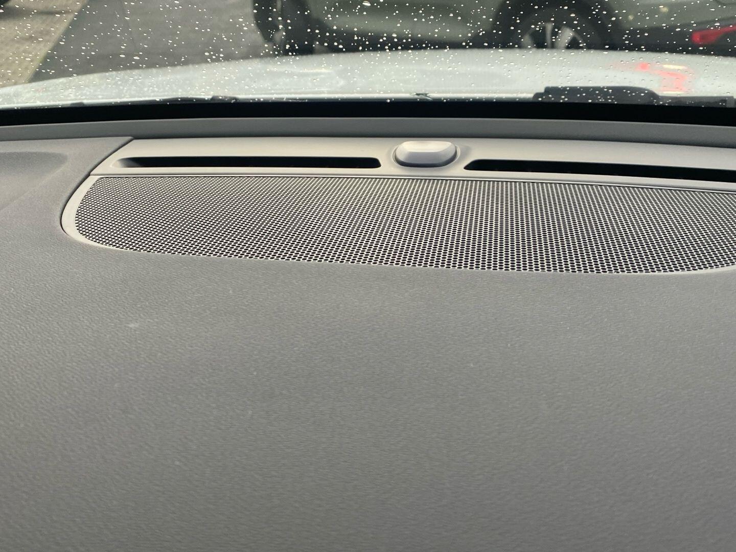 Used Volvo XC40 2026 for sale - 78205234: Photo 19