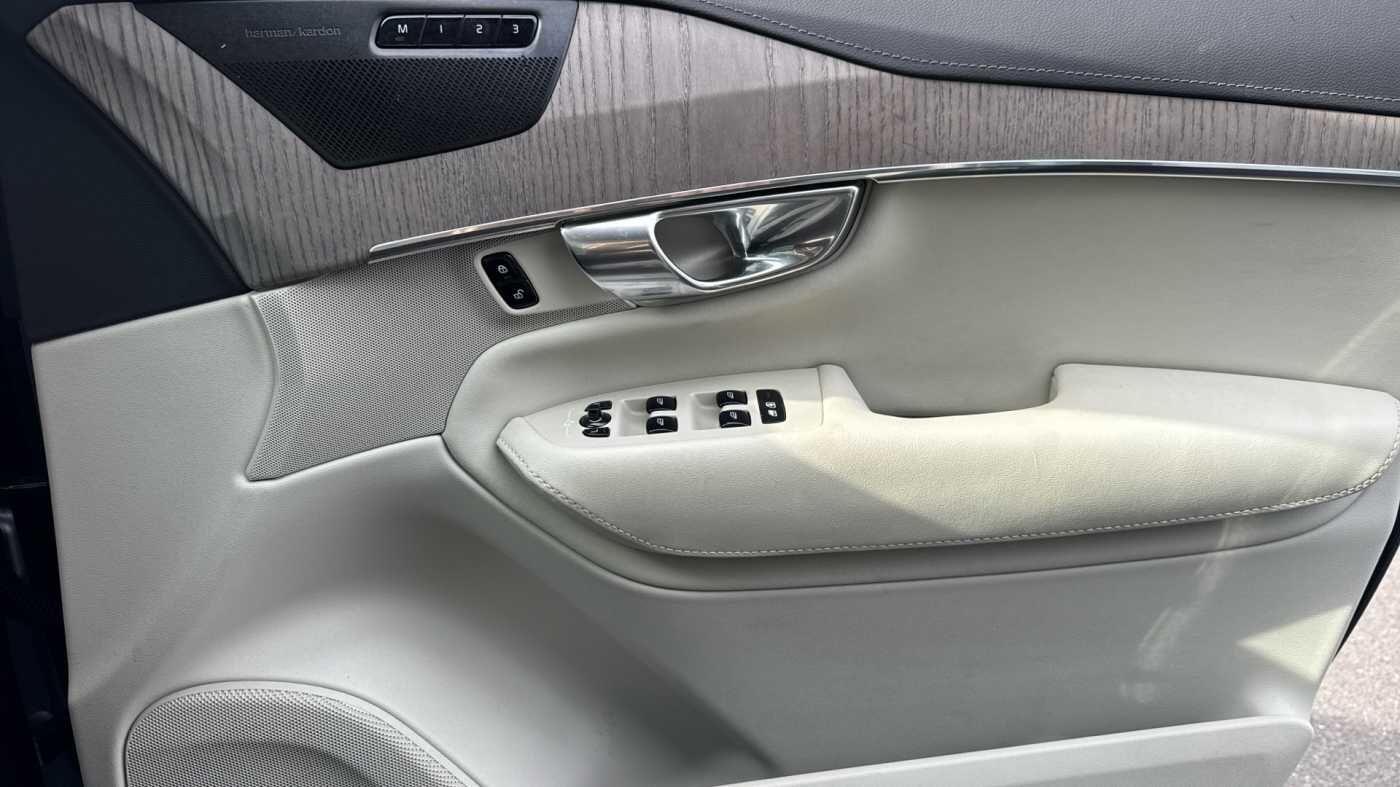 Used Volvo XC90 2022 for sale - 76824578: Photo 9