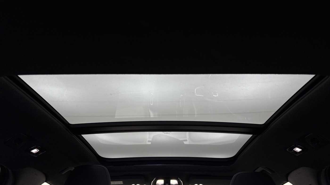 Used Volvo XC40 2025 for sale - 77982297: Photo 11