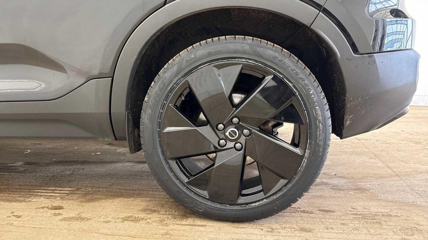 Used Volvo XC40 2025 for sale - 77982297: Photo 4