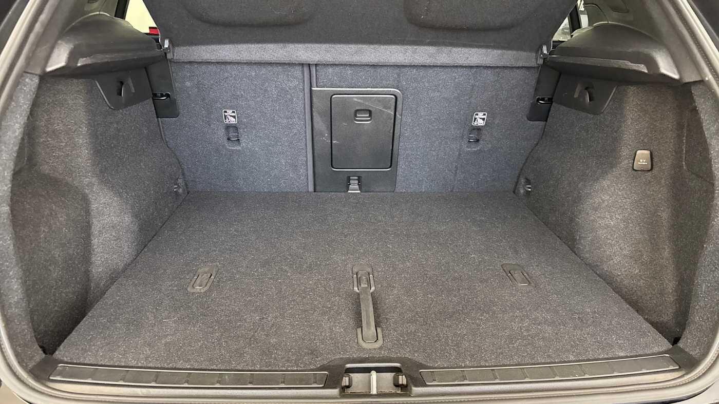 Used Volvo XC40 2025 for sale - 77982297: Photo 5