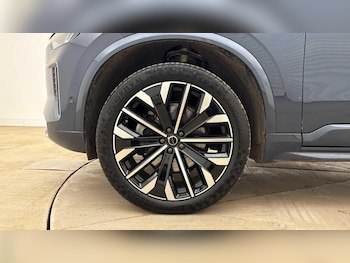 Used Volvo XC90 2025 for sale - 78902313: Photo