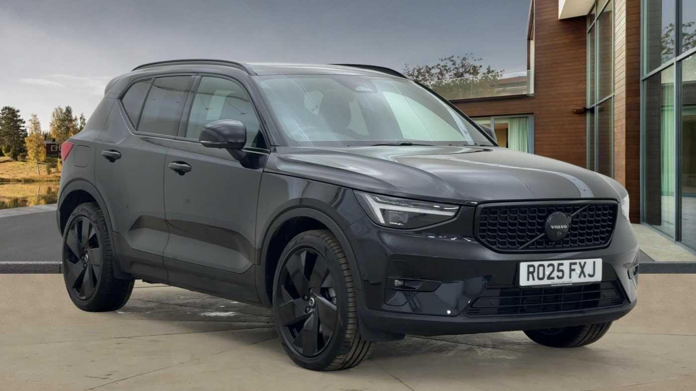 Used Volvo XC40 2025 for sale - 76645489: Photo 1