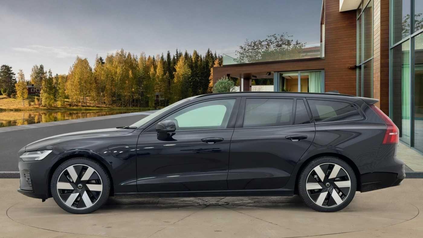 Used Volvo V60 2025 for sale - 77320844: Photo 7