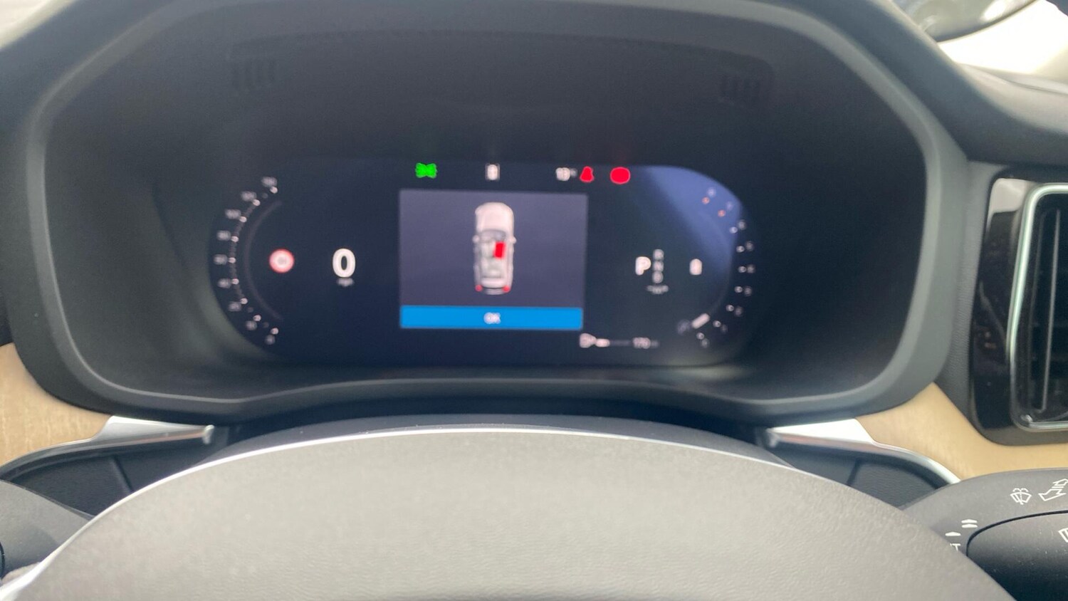 Used Volvo XC60 2025 for sale - 77658798: Photo 11