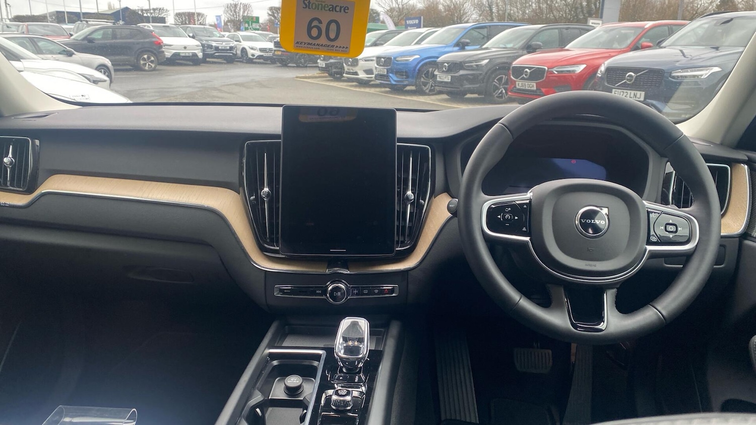 Used Volvo XC60 2025 for sale - 77658798: Photo 5