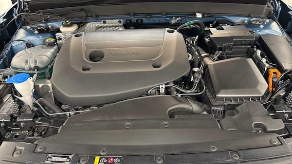Used Volvo XC40 2024 for sale - 76295820: Photo 16