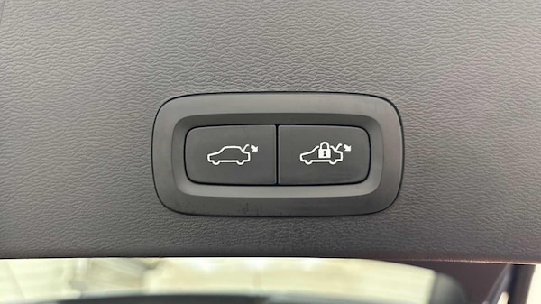 Used Volvo XC40 2024 for sale - 76295820: Photo 20