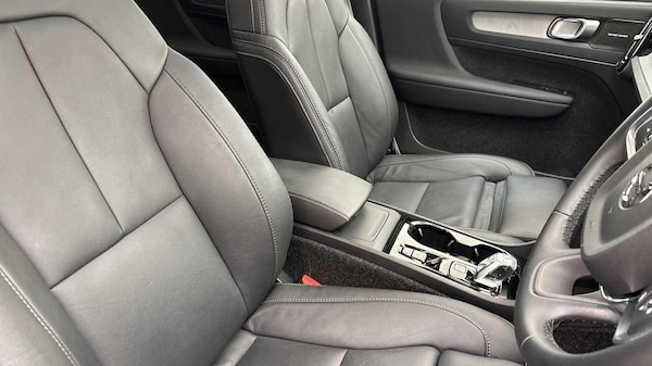 Used Volvo XC40 2024 for sale - 76295820: Photo 30