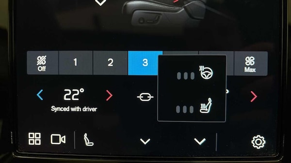 Used Volvo XC40 2024 for sale - 76295820: Photo 42