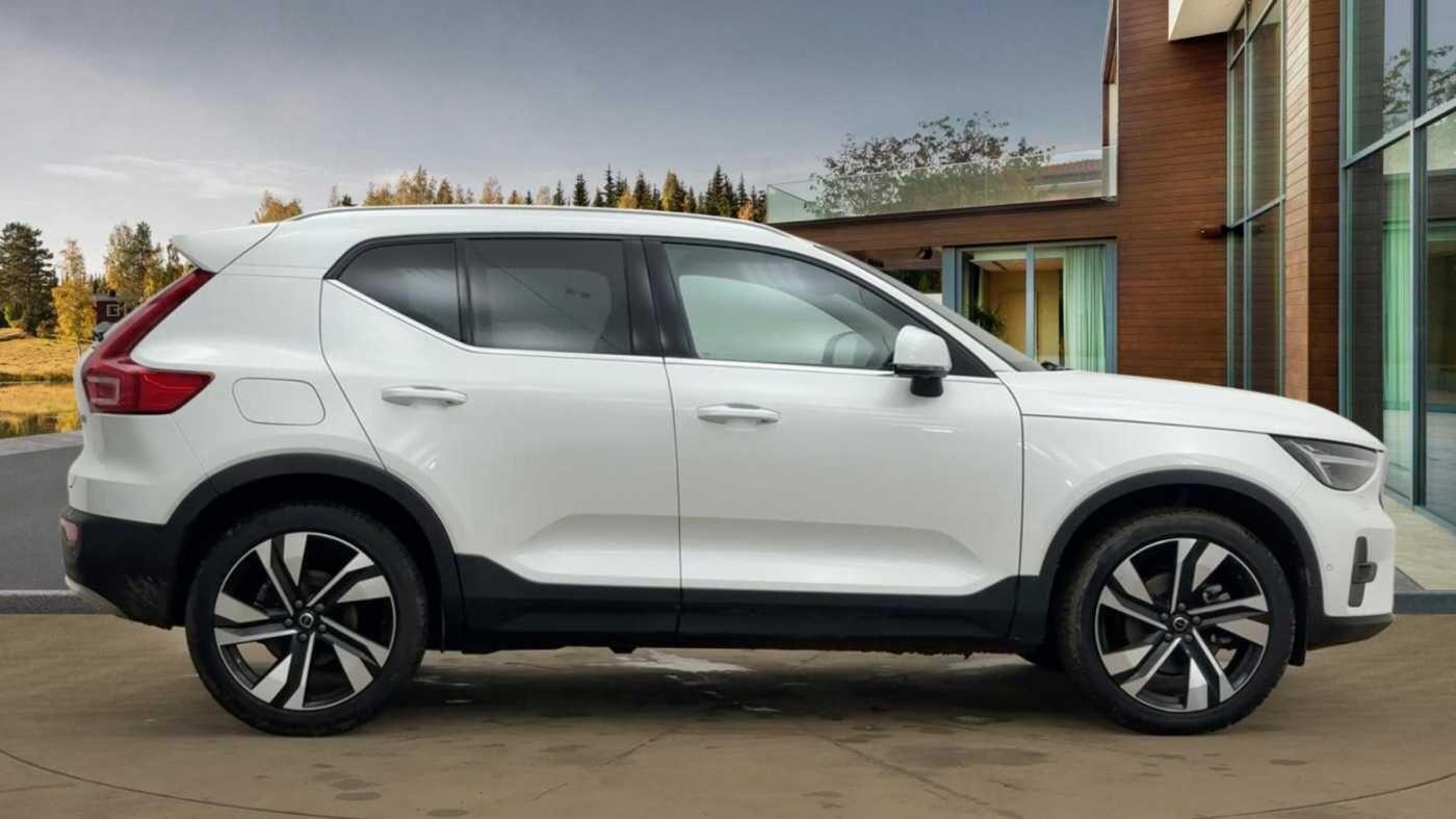 Used Volvo XC40 for sale - 77511474: Photo 2