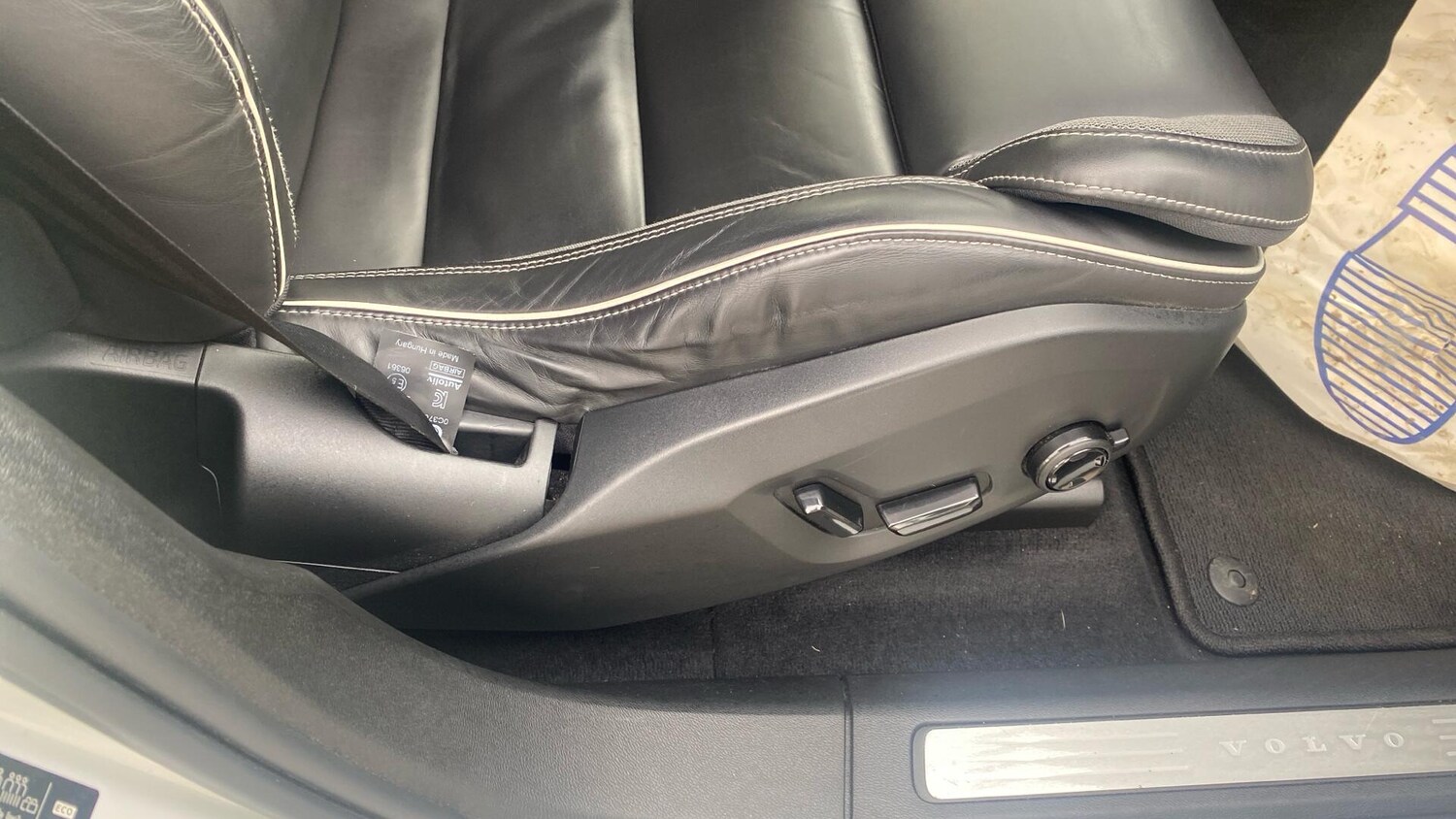 Used Volvo XC60 for sale - 77683922: Photo 30