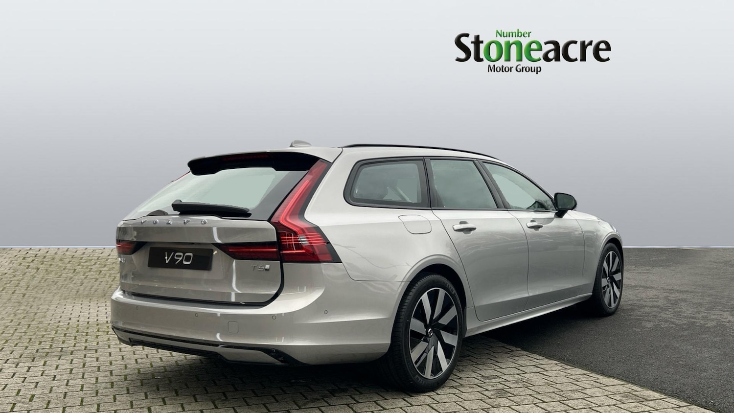 Used Volvo V90 2025 for sale - 77586656: Photo 2