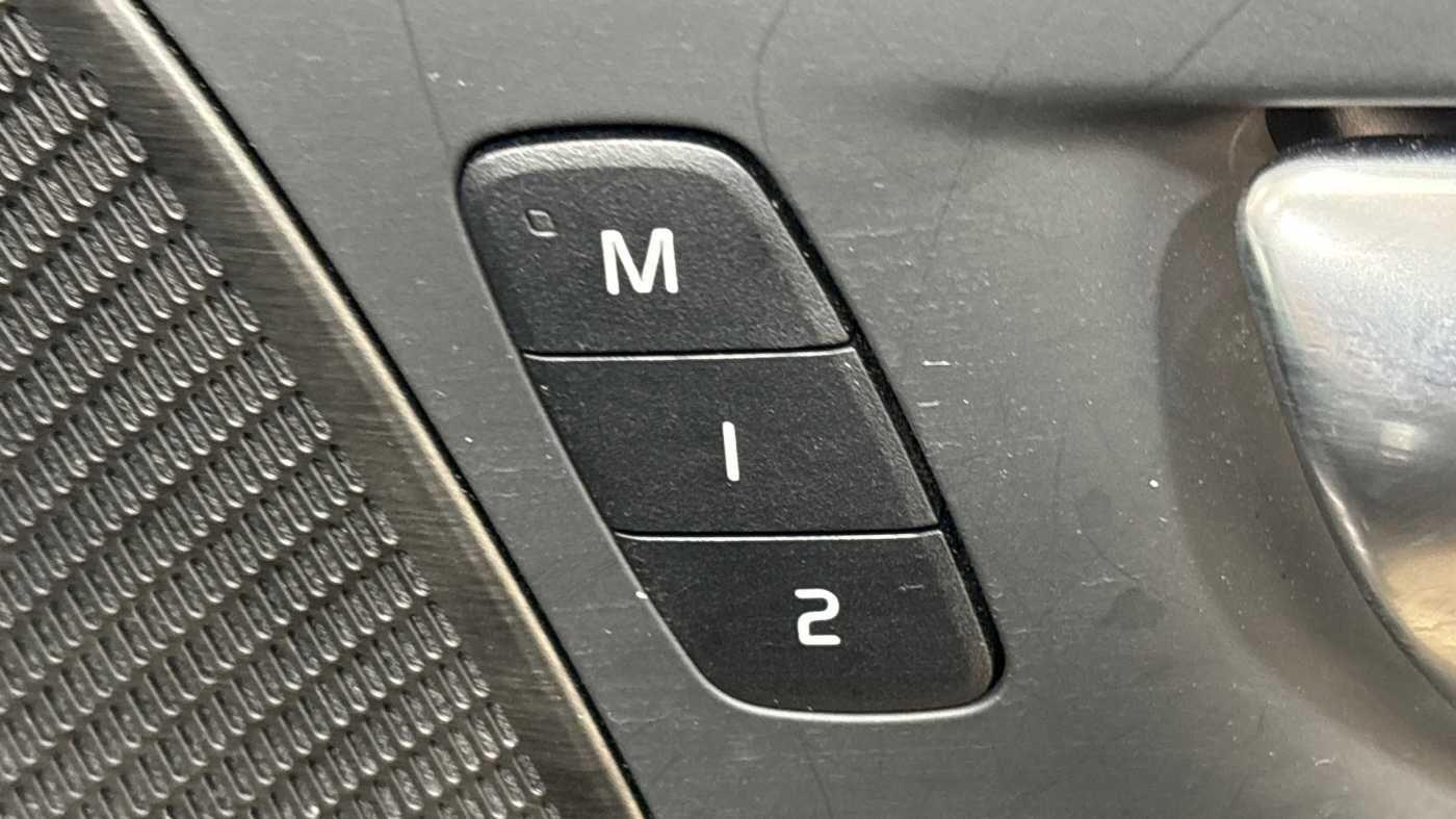 Used Volvo V60 2025 for sale - 77352072: Photo 26