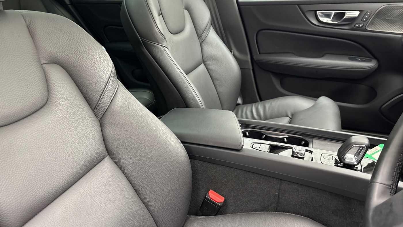 Used Volvo V60 2025 for sale - 77352072: Photo 29