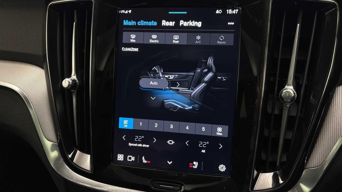 Used Volvo V60 2025 for sale - 77352072: Photo 39