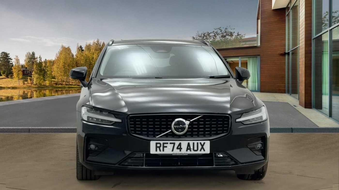 Used Volvo V60 2025 for sale - 77352072: Photo 8