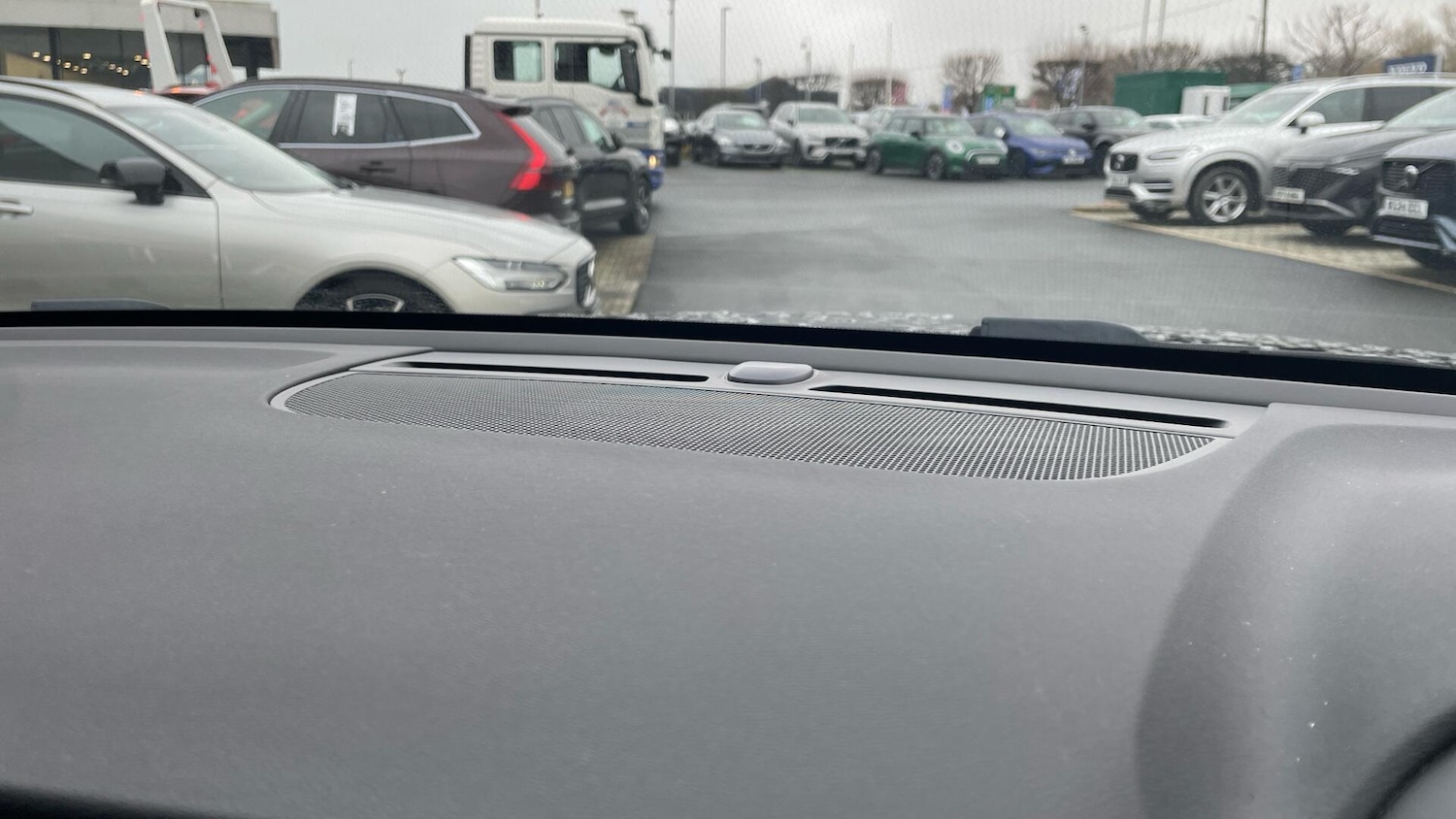 Used Volvo XC40 2022 for sale - 77091390: Photo 25