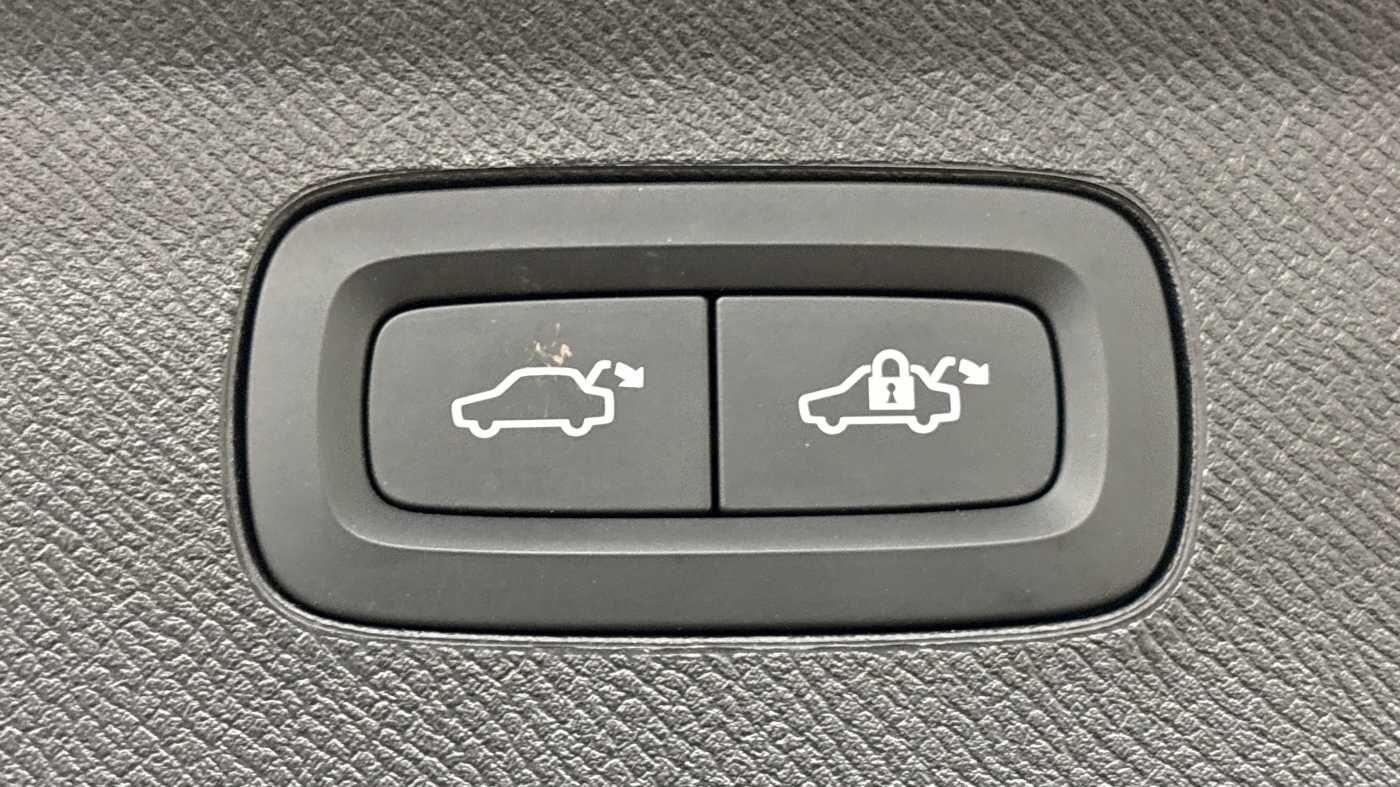 Used Volvo XC90 2025 for sale - 77784154: Photo 19