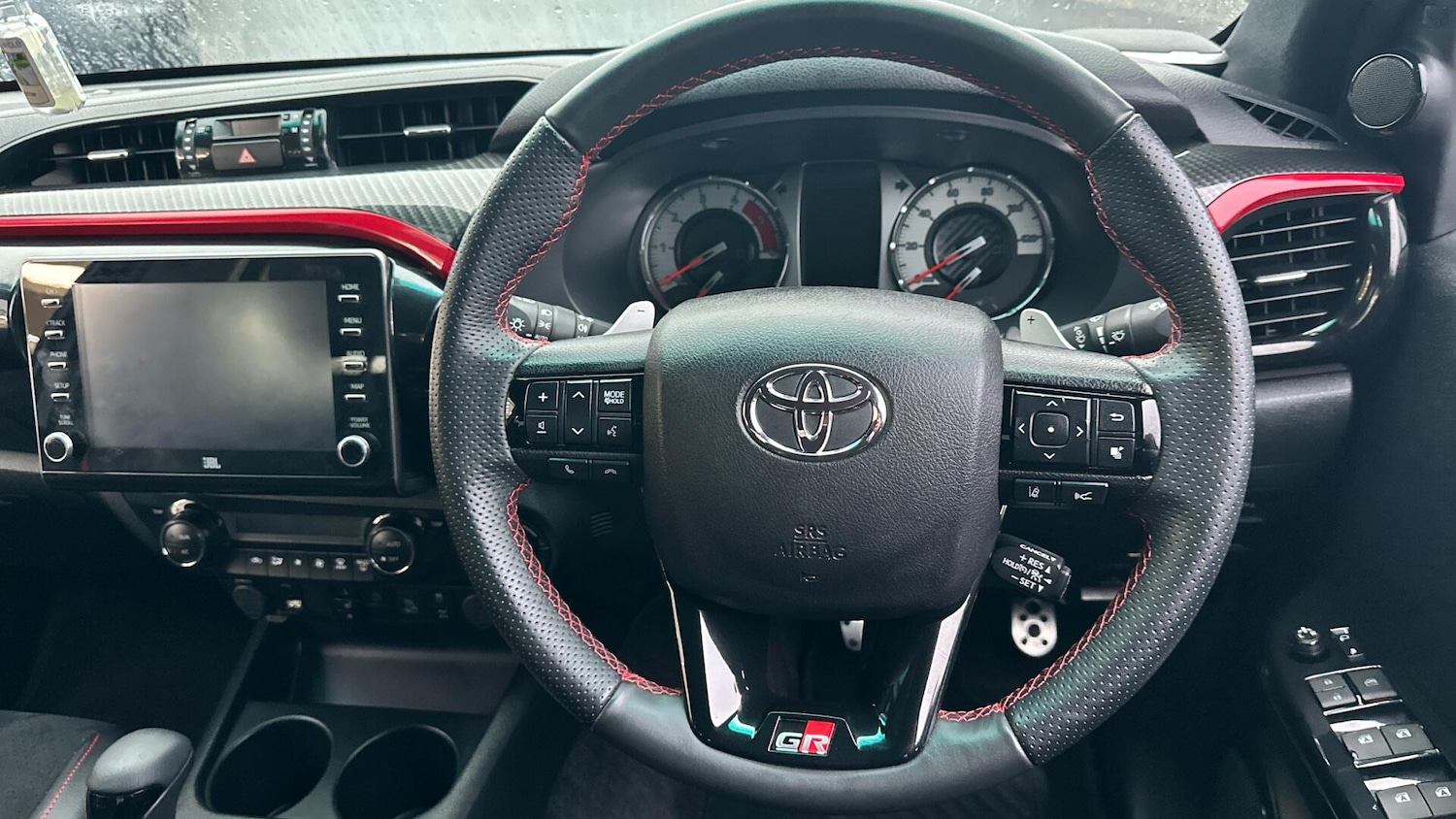 Used Toyota Hilux 2023 for sale - 77029586: Photo 10