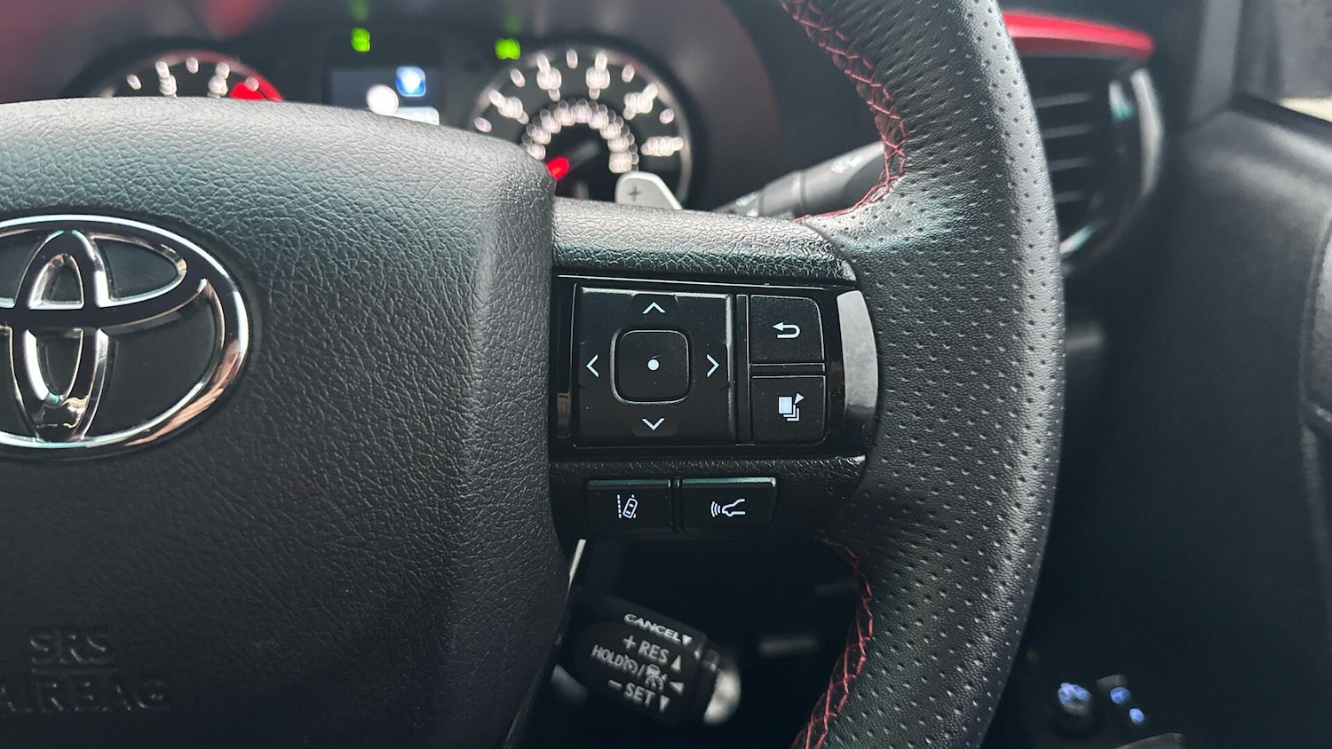 Used Toyota Hilux 2023 for sale - 77029586: Photo 20