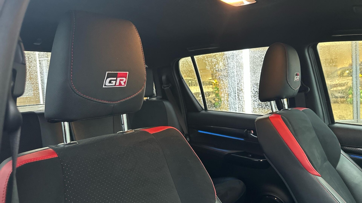 Used Toyota Hilux 2023 for sale - 77029586: Photo 28