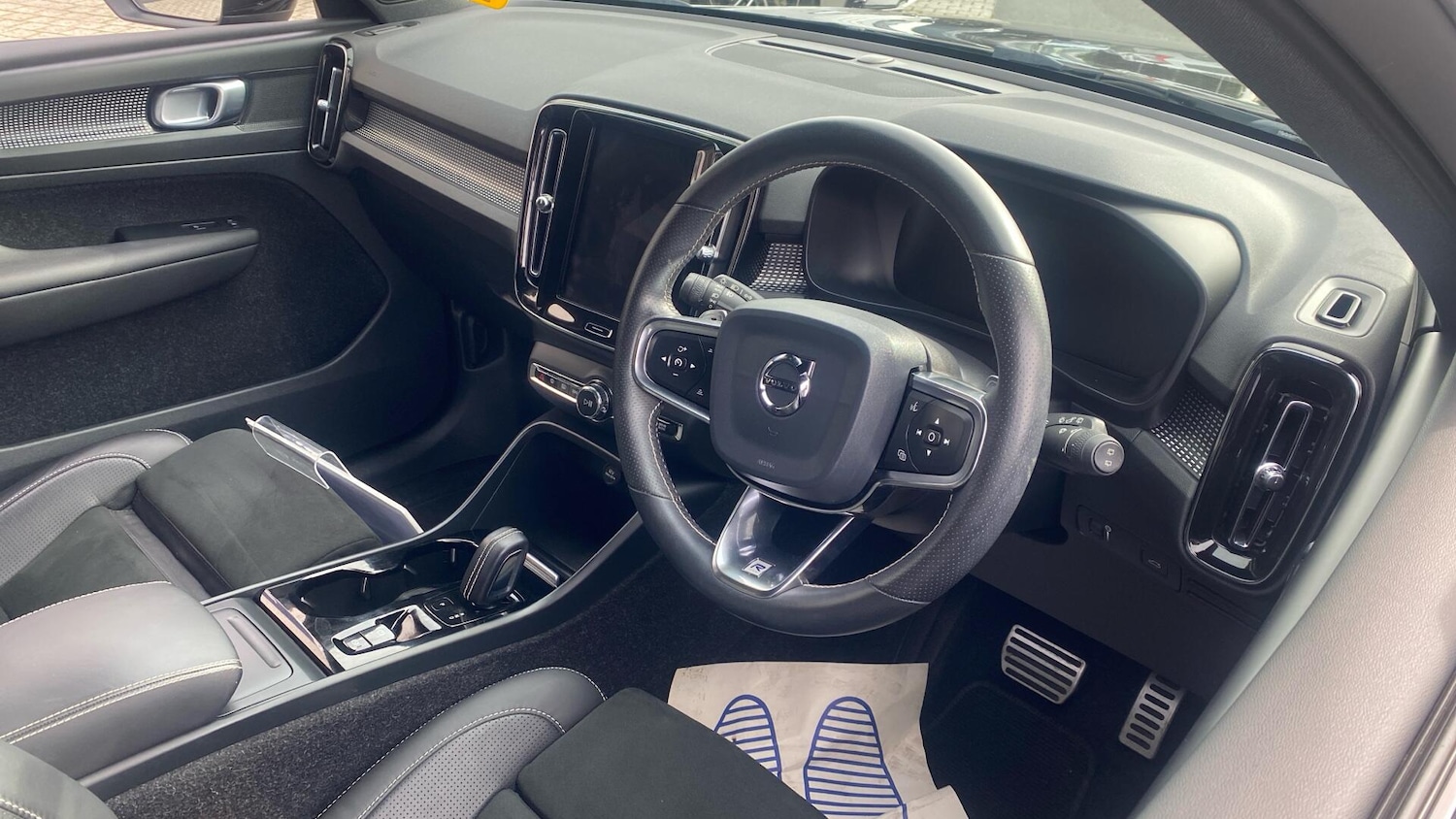 Used Volvo XC40 2020 for sale - 76926252: Photo 4