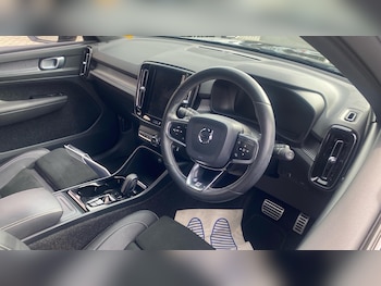 Used Volvo XC40 2020 for sale - 76926252: Photo