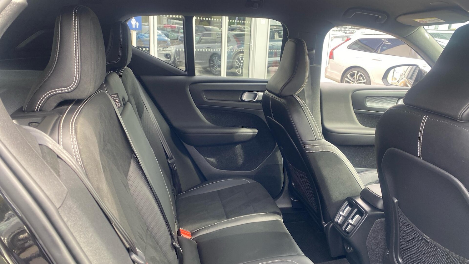 Used Volvo XC40 2020 for sale - 76926252: Photo 6