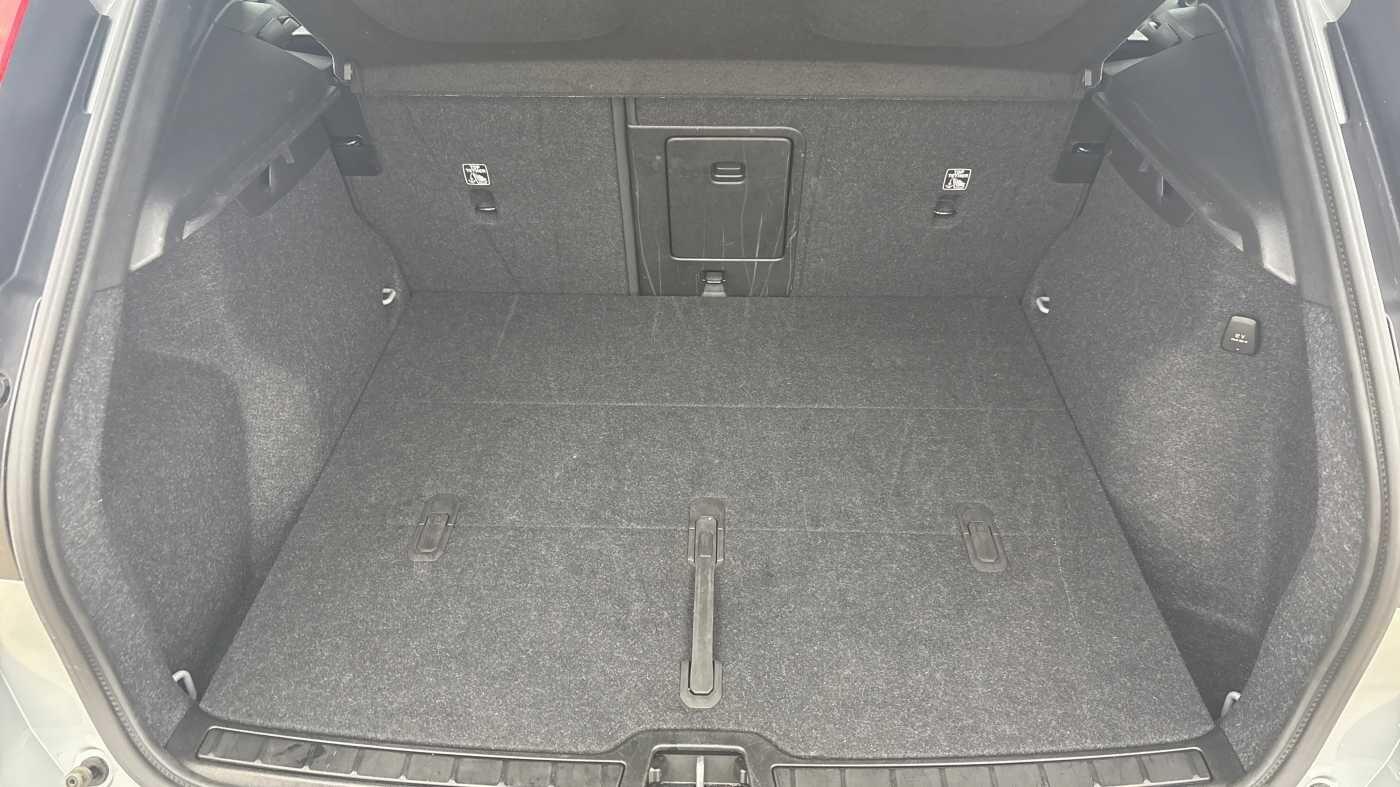 Used Volvo XC40 2025 for sale - 77646758: Photo 5