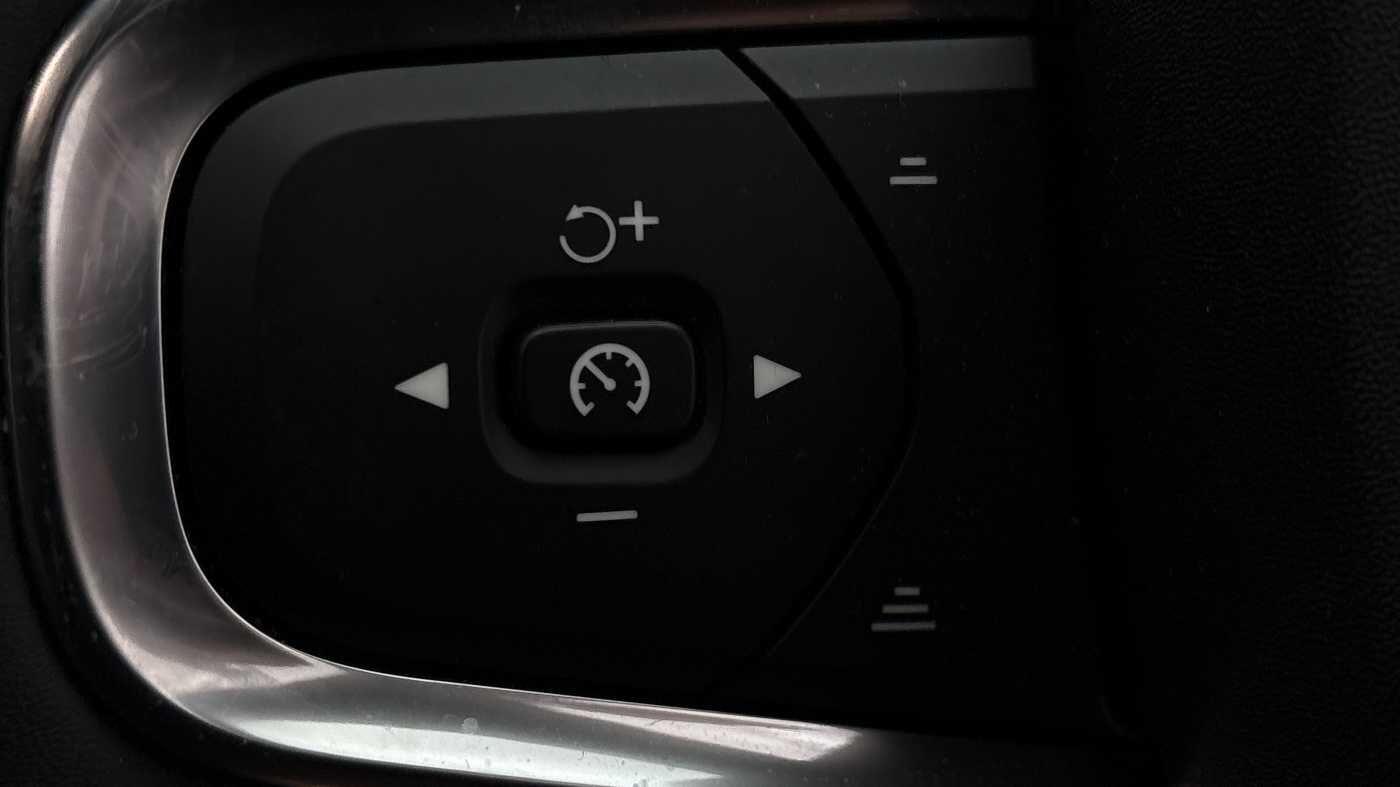 Used Volvo XC40 2025 for sale - 77768911: Photo 30