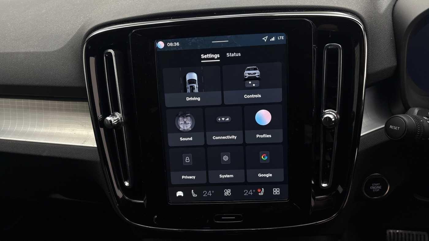 Used Volvo XC40 2025 for sale - 77768911: Photo 34