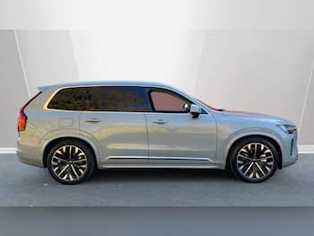 Used Volvo XC90 2025 for sale - 77143864: Photo