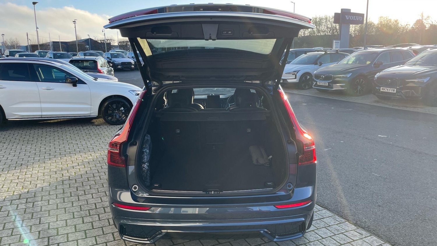 Used Volvo XC60 2025 for sale - 77202820: Photo 13