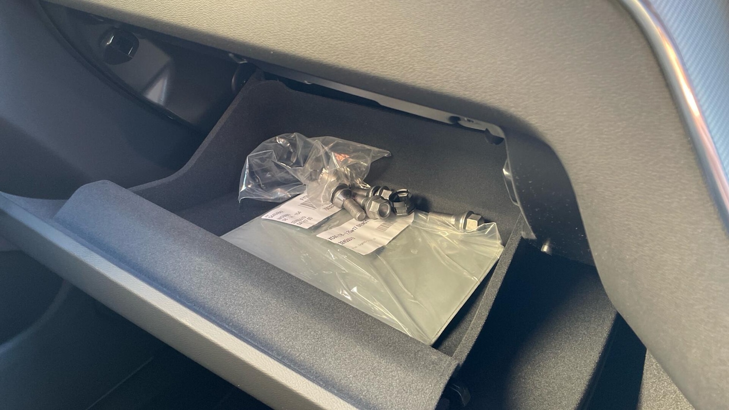 Used Volvo XC60 2025 for sale - 77202820: Photo 15