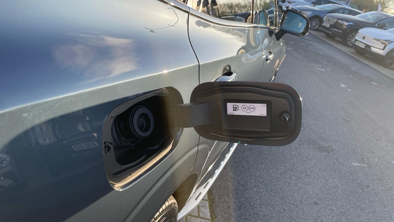 Used Volvo XC60 2025 for sale - 77202820: Photo 16