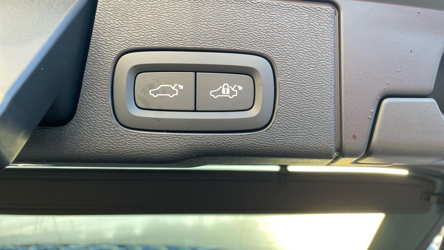 Used Volvo XC60 2025 for sale - 77202820: Photo 35