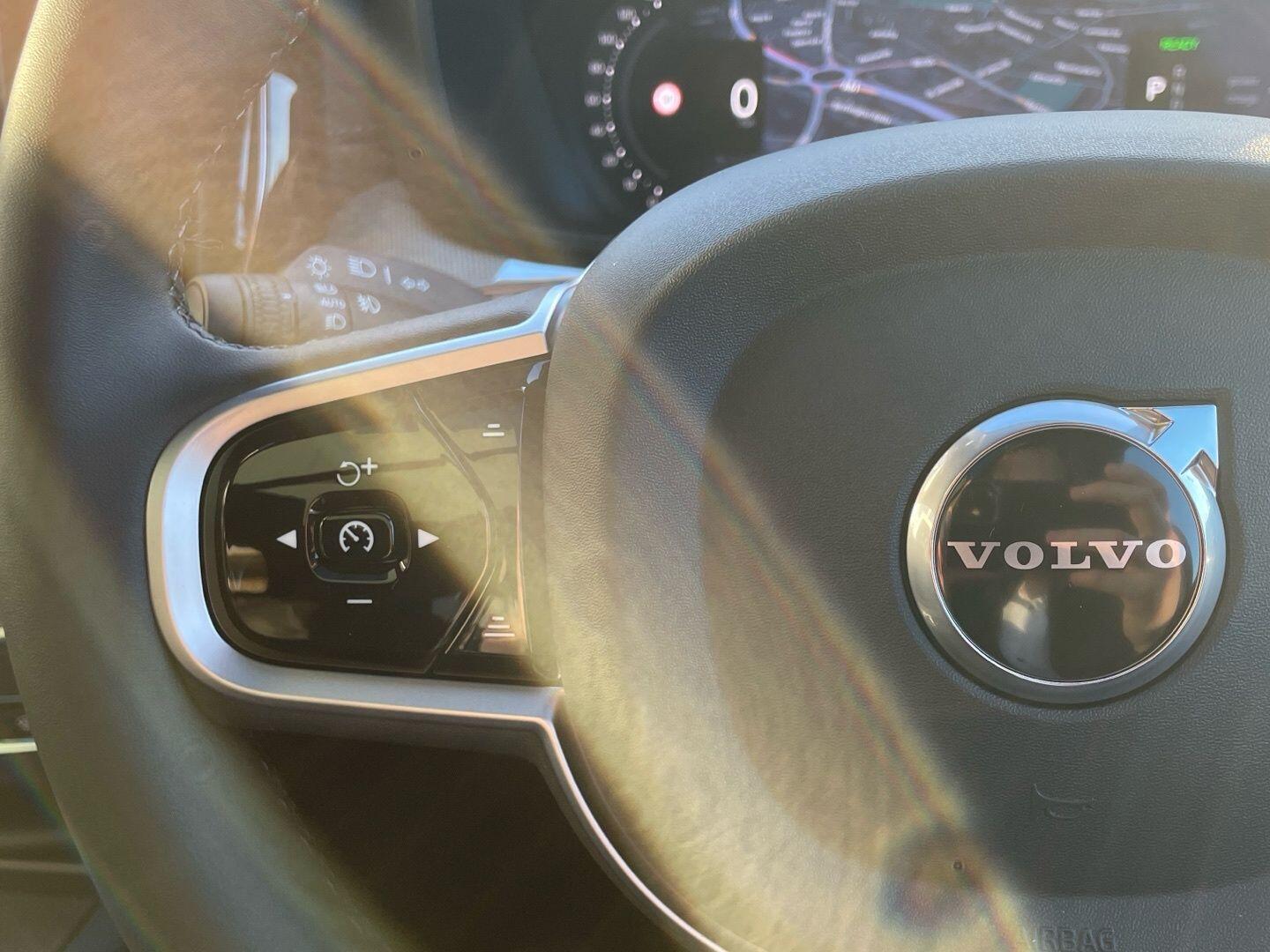 Used Volvo XC60 2025 for sale - 77202820: Photo 60