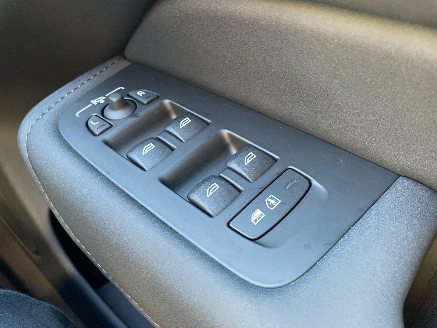 Used Volvo XC60 2025 for sale - 77202820: Photo 63