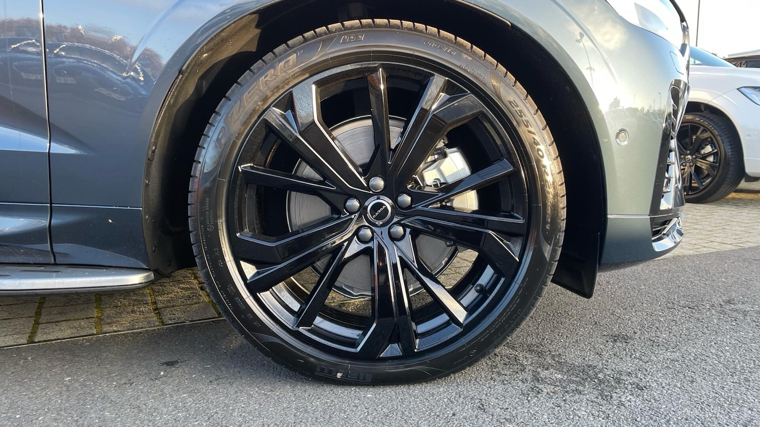 Used Volvo XC60 2025 for sale - 77202820: Photo 9