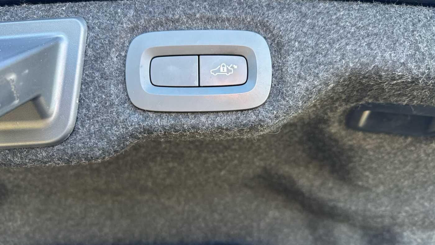 Used Volvo S60 2020 for sale - 76855819: Photo 36