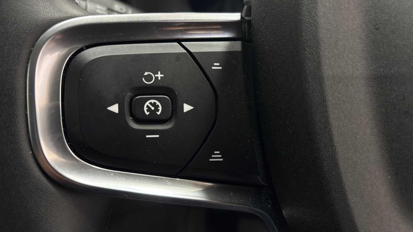 Used Volvo XC40 2025 for sale - 77091218: Photo 32