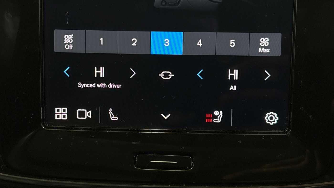 Used Volvo XC40 2025 for sale - 77091218: Photo 41