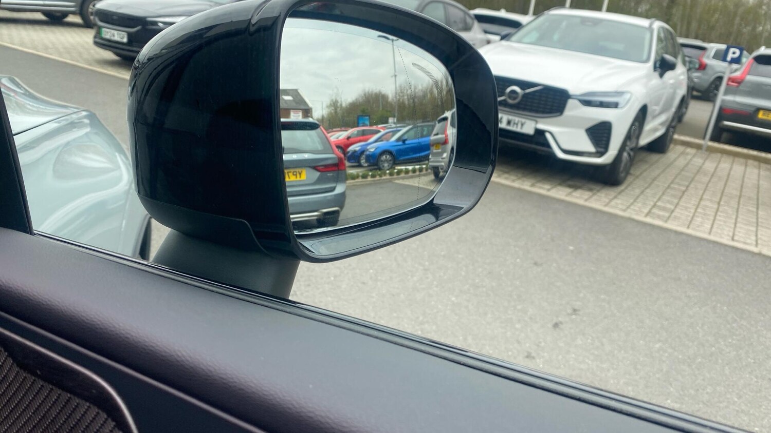 Used Volvo XC60 for sale - 78220229: Photo 32