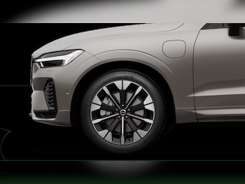 Used Volvo XC60 2026 for sale - 77351980: Photo