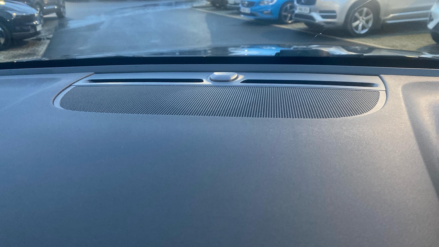 Used Volvo XC40 2020 for sale - 76825099: Photo 25